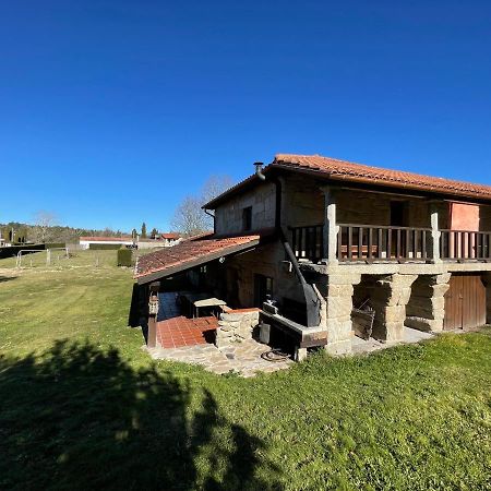 Casa De Campo Con Piscina, Entera O Por Habitaciones Amoeiro Dış mekan fotoğraf