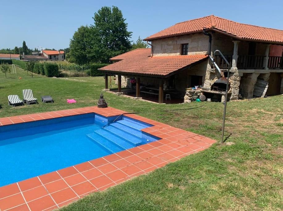 Casa De Campo Con Piscina, Entera O Por Habitaciones Amoeiro Dış mekan fotoğraf