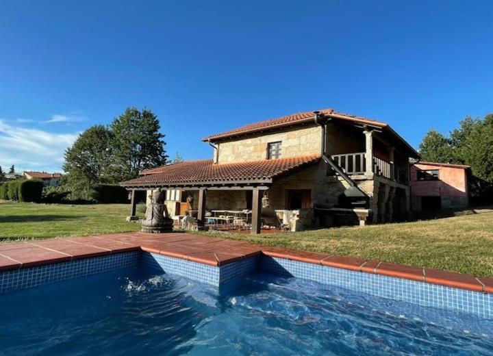 Casa De Campo Con Piscina, Entera O Por Habitaciones Amoeiro Dış mekan fotoğraf