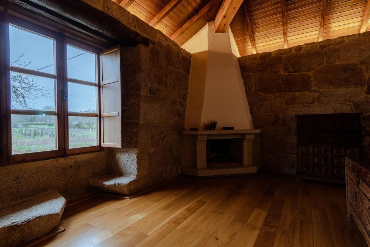 Casa De Campo Con Piscina, Entera O Por Habitaciones Amoeiro Dış mekan fotoğraf